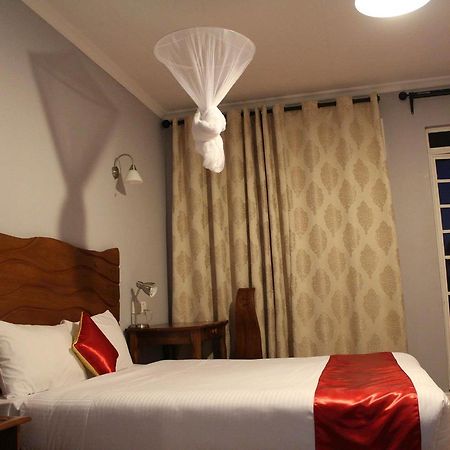 Tumaini Gardens Bed & Breakfast Kajiado Ngoại thất bức ảnh
