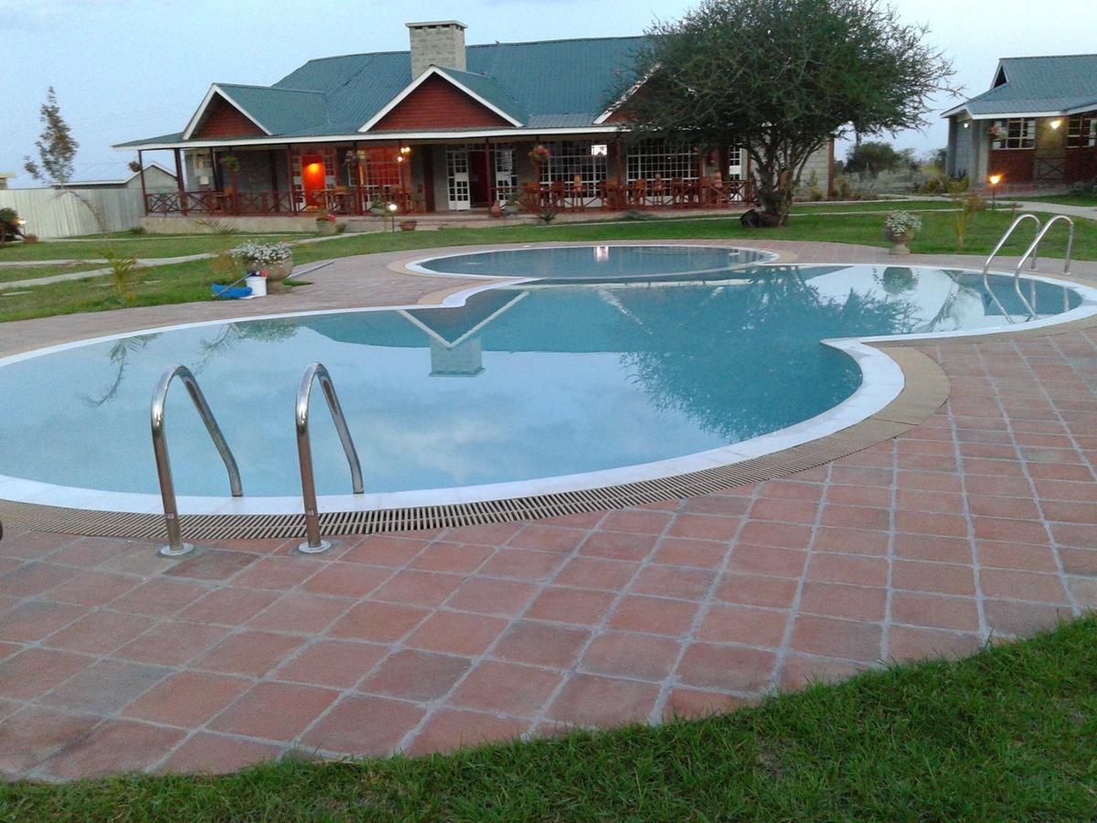 Tumaini Gardens Bed & Breakfast Kajiado Ngoại thất bức ảnh